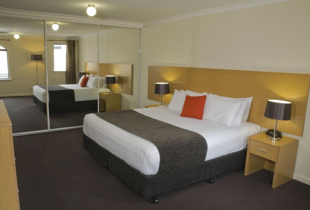 Country Comfort Perth Extérieur photo