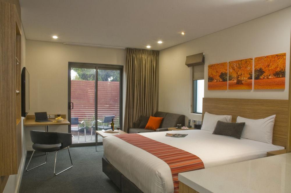 Country Comfort Perth Extérieur photo