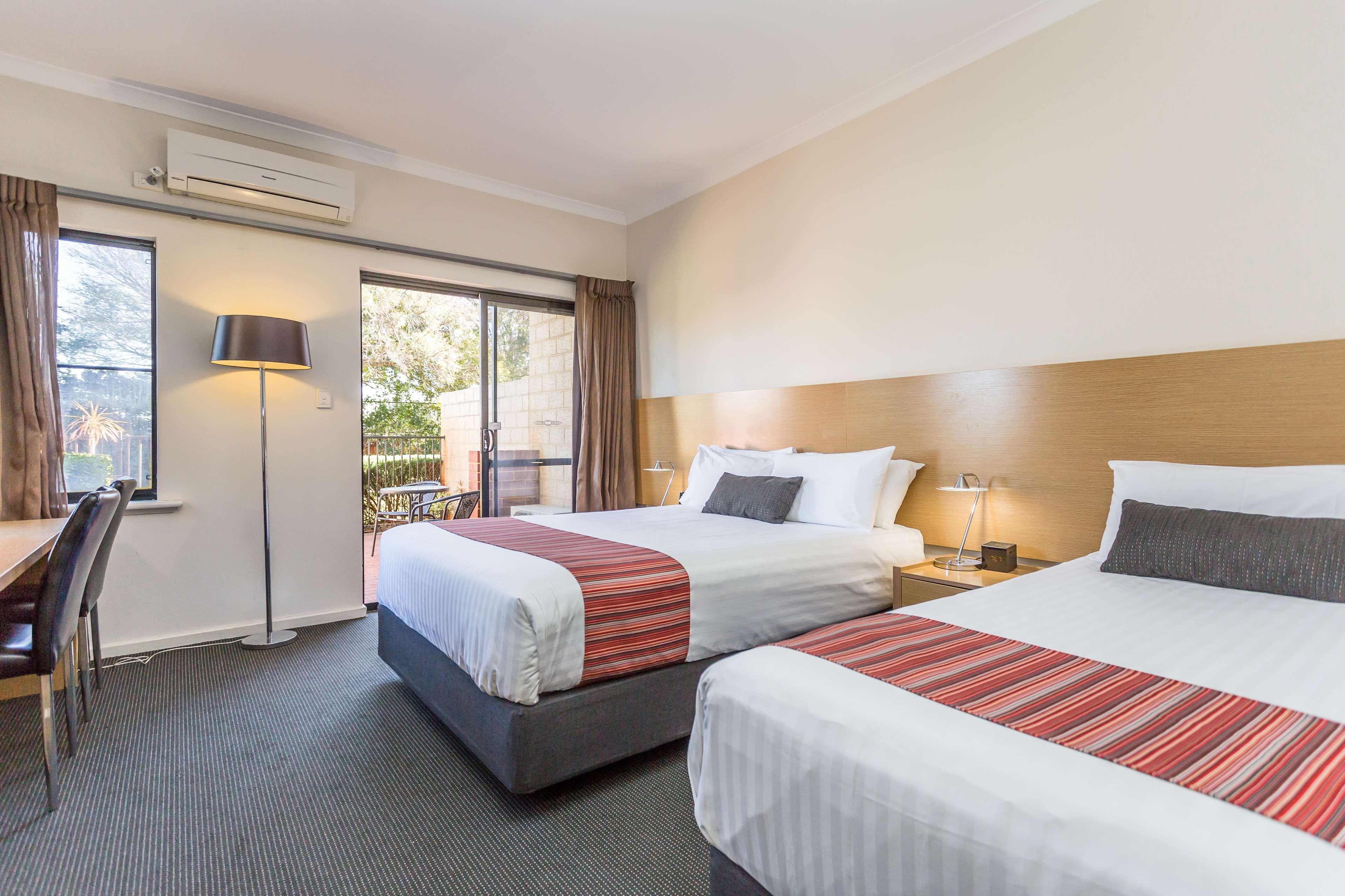 Country Comfort Perth Extérieur photo