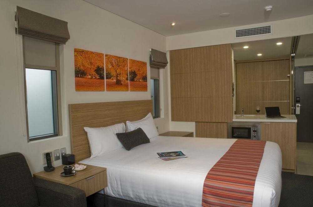 Country Comfort Perth Extérieur photo