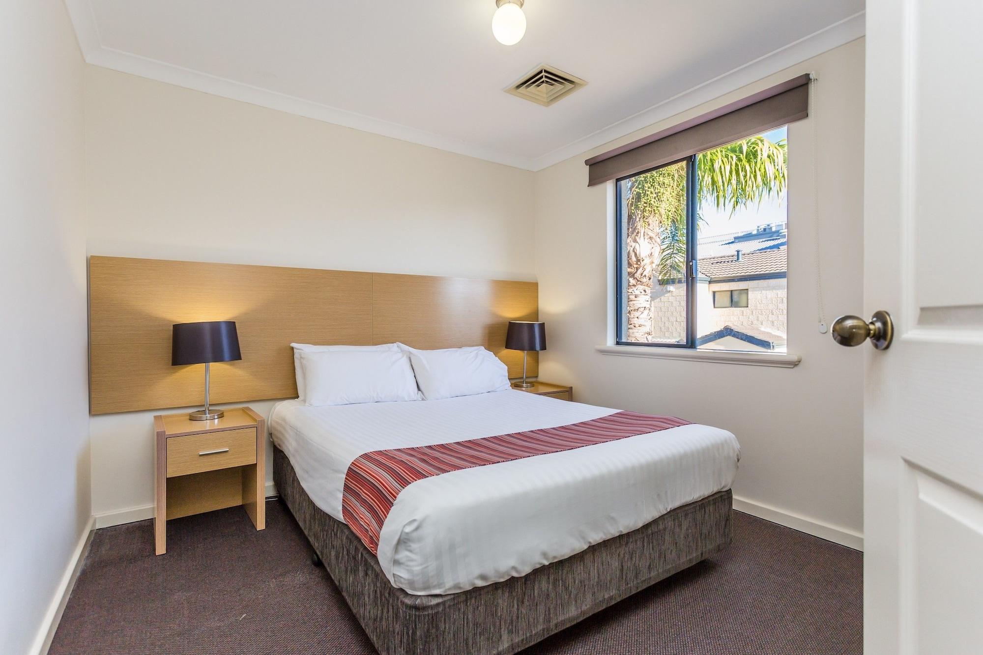 Country Comfort Perth Extérieur photo